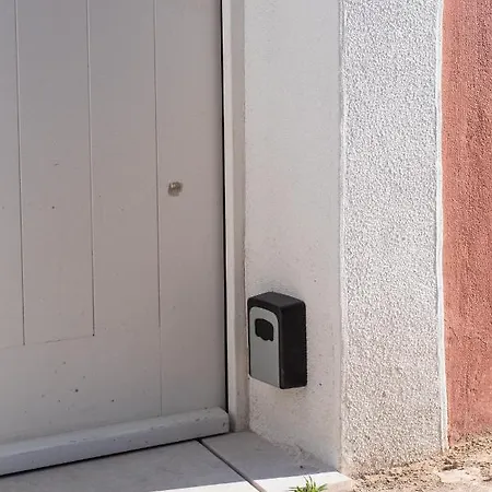 Pardal 15 - Boutique 2 Bed With Free Parking Nearby *