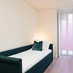 Appartement Pardal 15 - Boutique 2 Bed With Free Parking Nearby Lisboa