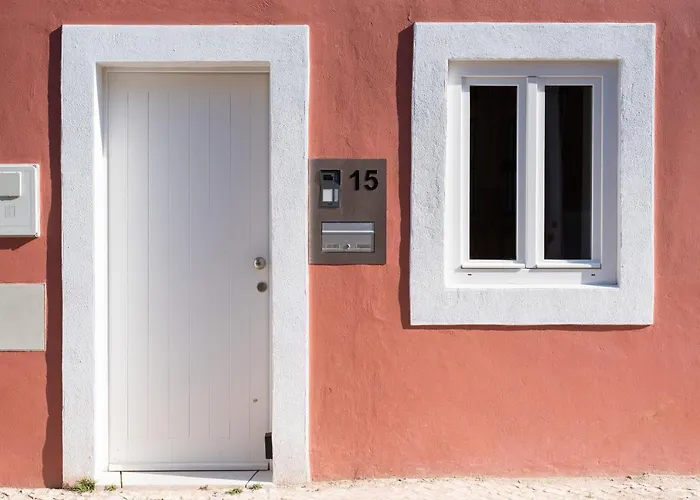 Pardal 15 - Boutique 2 Bed With Free Parking Nearby *